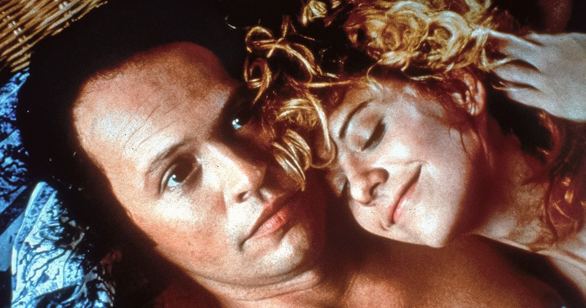 10 Signs You’re Stuck in a One-Sided Relationship 10 Signs You’re Stuck in a One-Sided Relationship