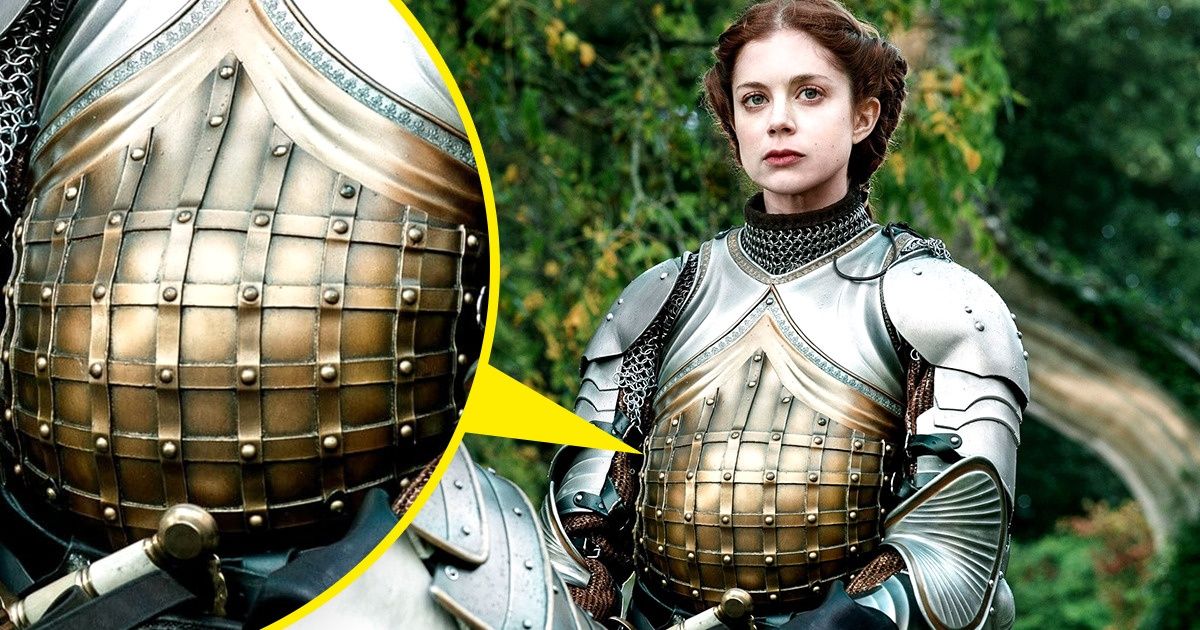 14 Historical Movie Costumes That Could Never Exist in Reality 14 Historical Movie Costumes That Could Never Exist in Reality