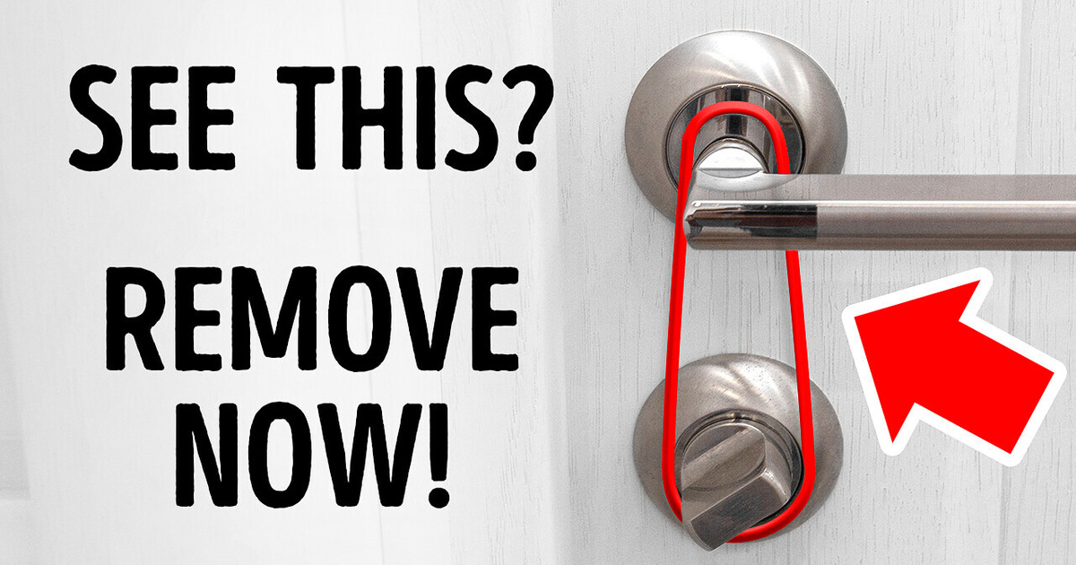 If You Spot a Rubber Band on Your Door, Remove It ASAP
