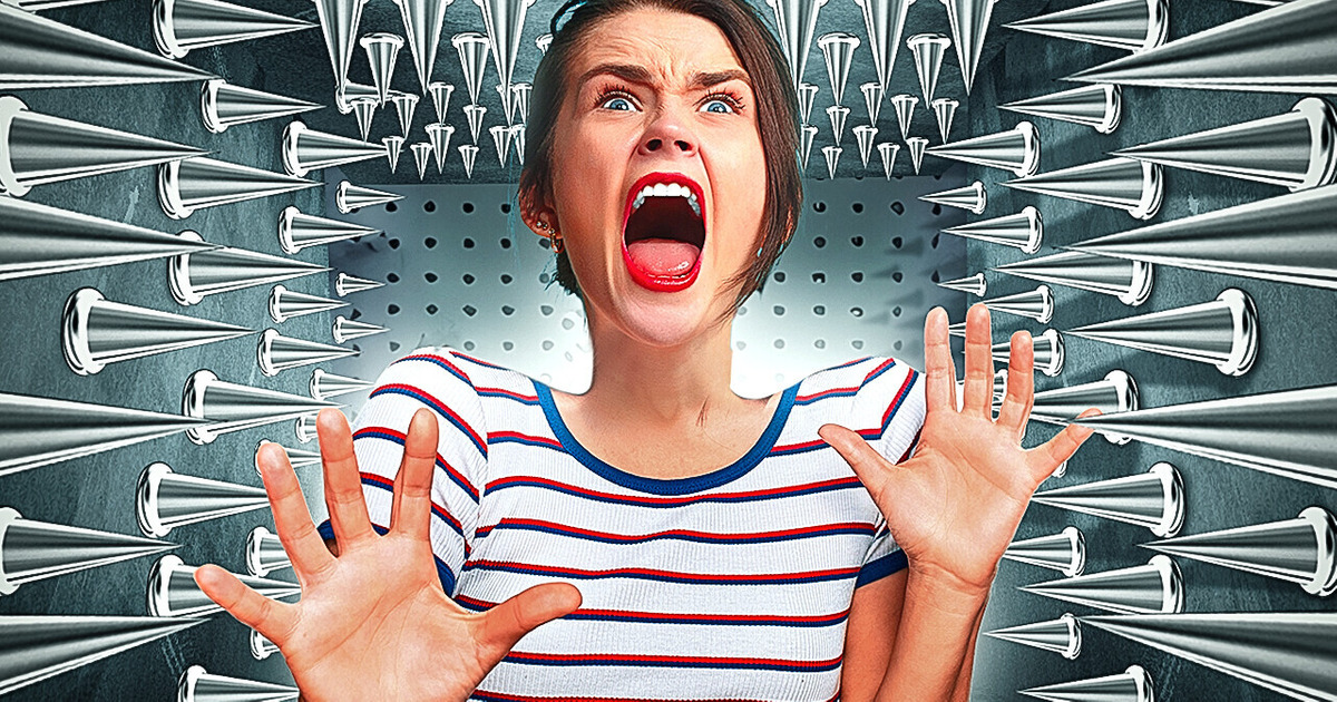 What If You Woke Up in a Scary Escape Room What If You Woke Up in a Scary Escape Room