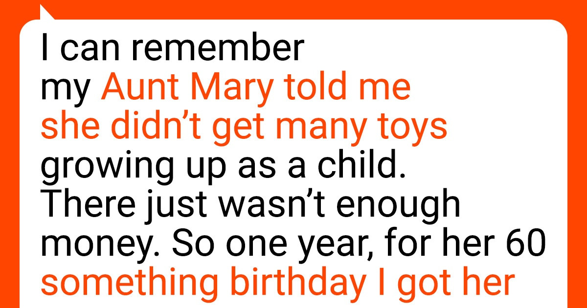17 People Proudly Share What Kids’ Presents They Still Like Even as Grown Adults