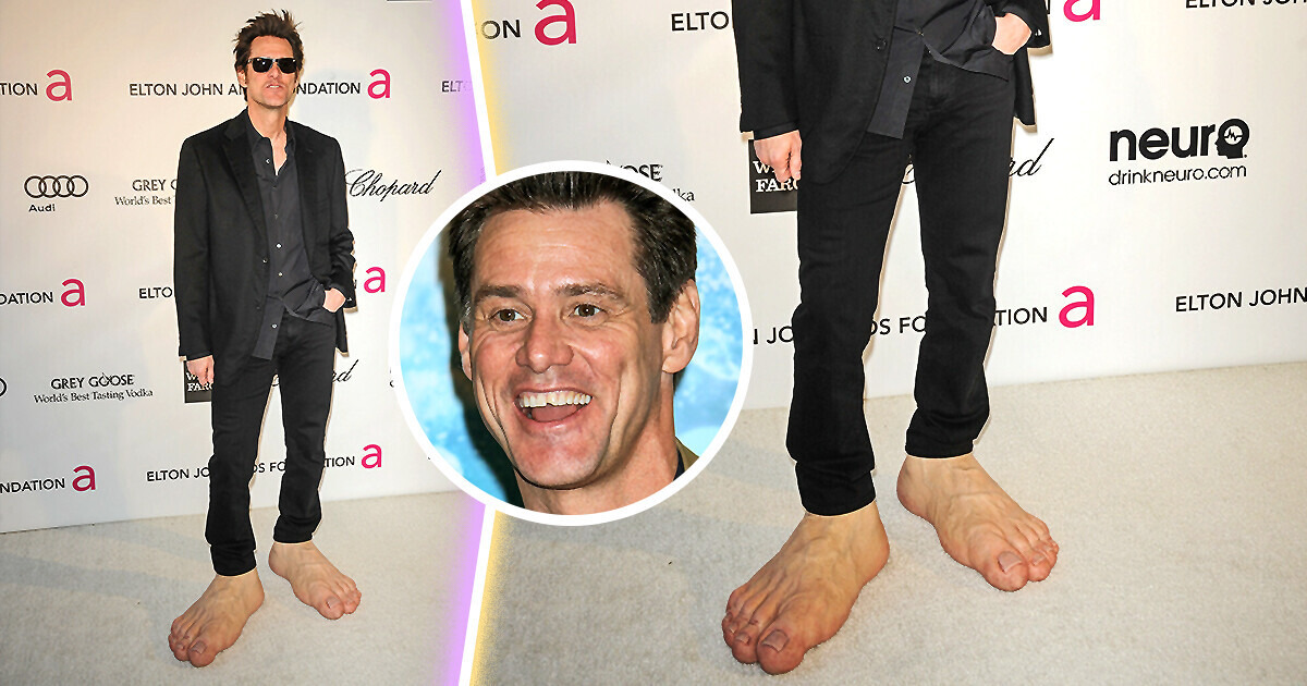 10+ Times Celebrity’s Shoes Were Screaming For Attention 10+ Times Celebrity’s Shoes Were Screaming For Attention