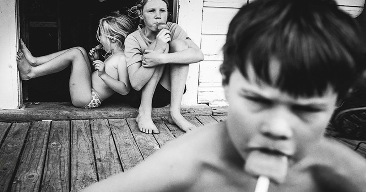 Mom of 4 Showed What Childhood Is Like Without TV and Gadgets