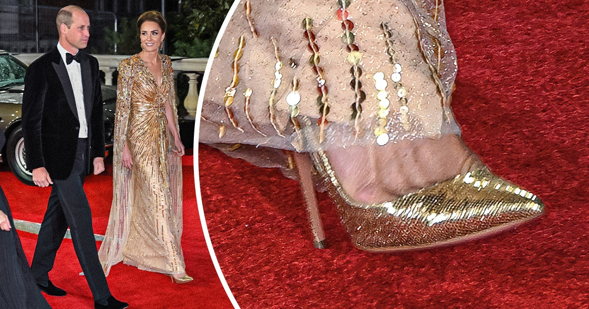10+ Times When Celebrities’ Shoes Stole All the Attention 10+ Times When Celebrities’ Shoes Stole All the Attention
