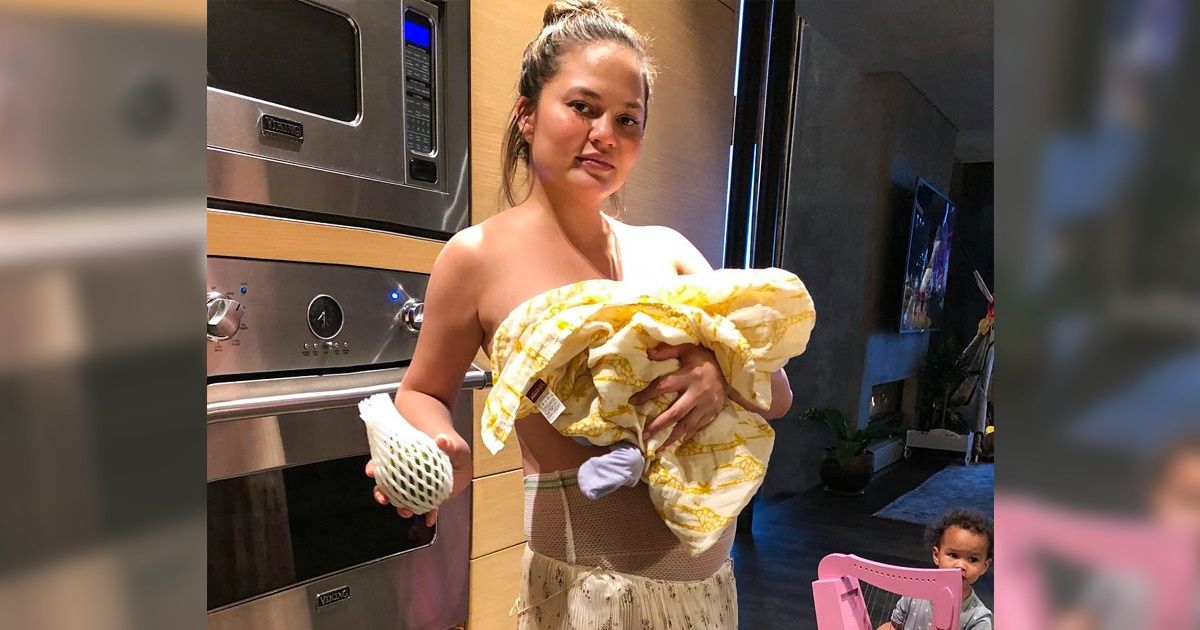 10 Celebrities Who Showed on Instagram What Being a Mother Truly Is