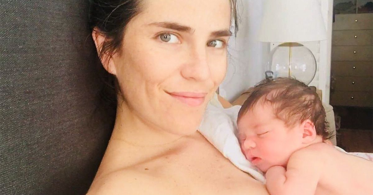 Moms Explain Why They Often Don’t Let Their Loved Ones Visit Their Newborn Moms Explain Why They Often Don’t Let Their Loved Ones Visit Their Newborn