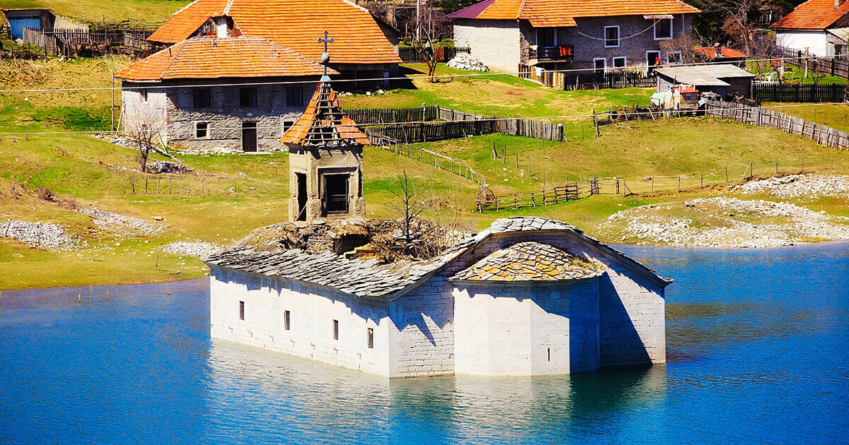 8 Stunning Submerged Places That Have Become Visible 8 Stunning Submerged Places That Have Become Visible
