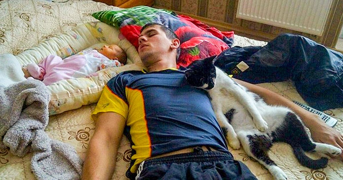 10 Heartwarming Photos That Prove Tough Guys Have Feelings Too