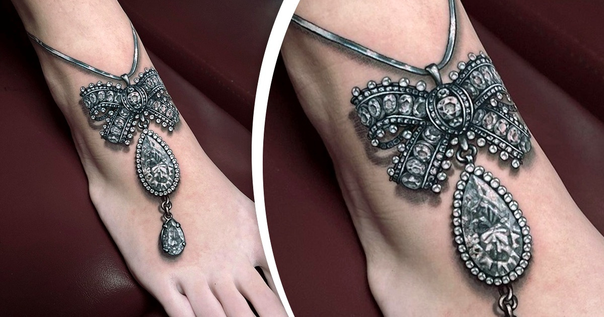 An Artist Does Head-Spinning Tattoos That’ll Make You Freeze With Your Mouth Open An Artist Does Head-Spinning Tattoos That’ll Make You Freeze With Your Mouth Open