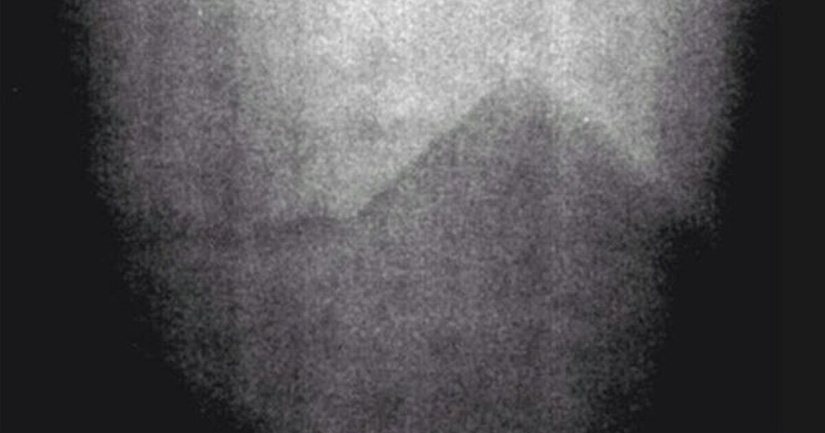 6 Mysterious Historical Photos We Have Lots of Questions About