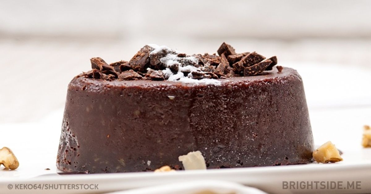 Five super-delicious desserts made without flour or sugar