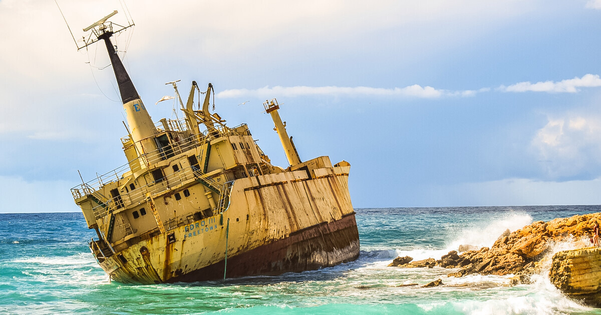 10 Truly Stunning Shots of Abandoned Places