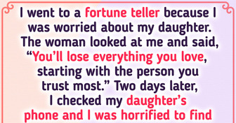 12 People Reveal Real Stories of How Fortune Tellers Changed Their Lives