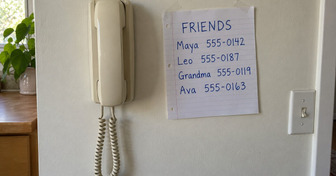 12 Families Who Got Their Kids a Landline: 5-Year-Olds Booking Play Dates, a Snow Day Planned Without Parents and a Closet Phone Booth