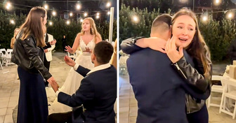 Man Proposes to His GF at a Friend’s Wedding and People Are Saying the Same Thing