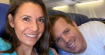 A Couple Was Flying Home With Their Newly Adopted 8-Day-Old Daughter, and Got a Baby Shower Right on the Plane
