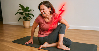 What to Do When Your Lower Back Tugs: A Gentle 5-Minute Routine