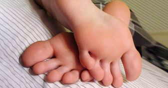 Why We Rub Our Feet Together When We’re Falling Asleep