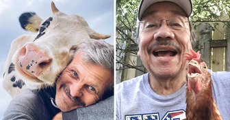 15+ Selfies That Prove Animals Love to Steal the Show Too