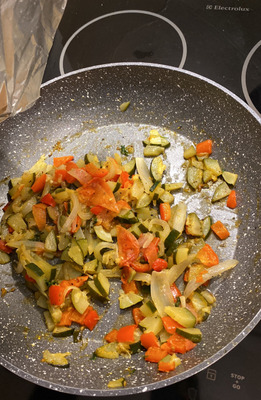 Comment with image on Bright Side