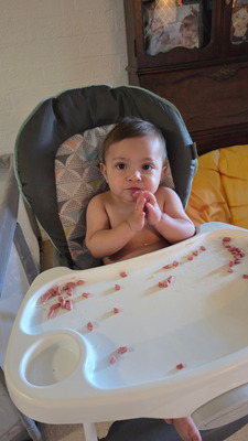 Comment with image on Bright Side