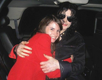 Comment with image on Bright Side