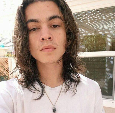 Comment with image on Bright Side