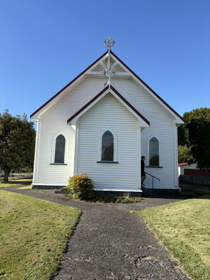 Comment with image on Bright Side