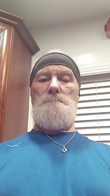 Comment with image on Bright Side