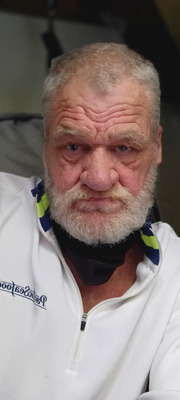 Comment with image on Bright Side