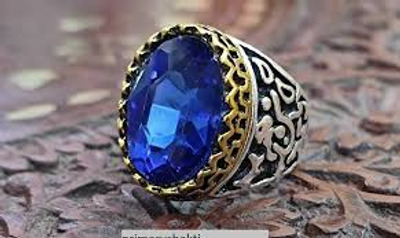 Comment with image on Bright Side