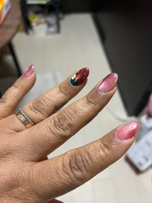 Comment with image on Bright Side