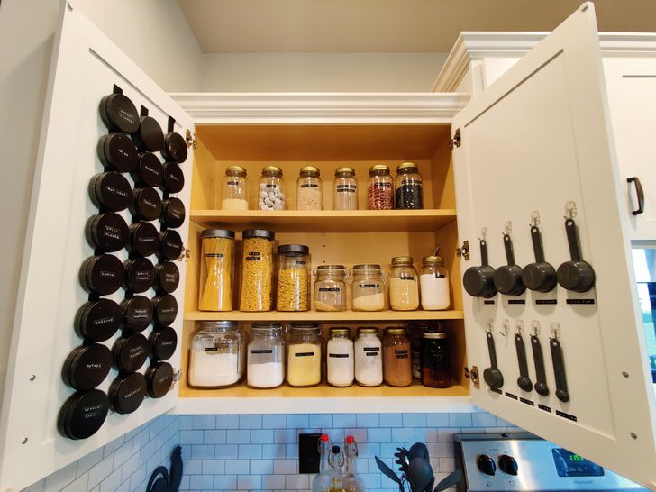 20+ Smart People That Put Every Inch of Their Apartments to Use