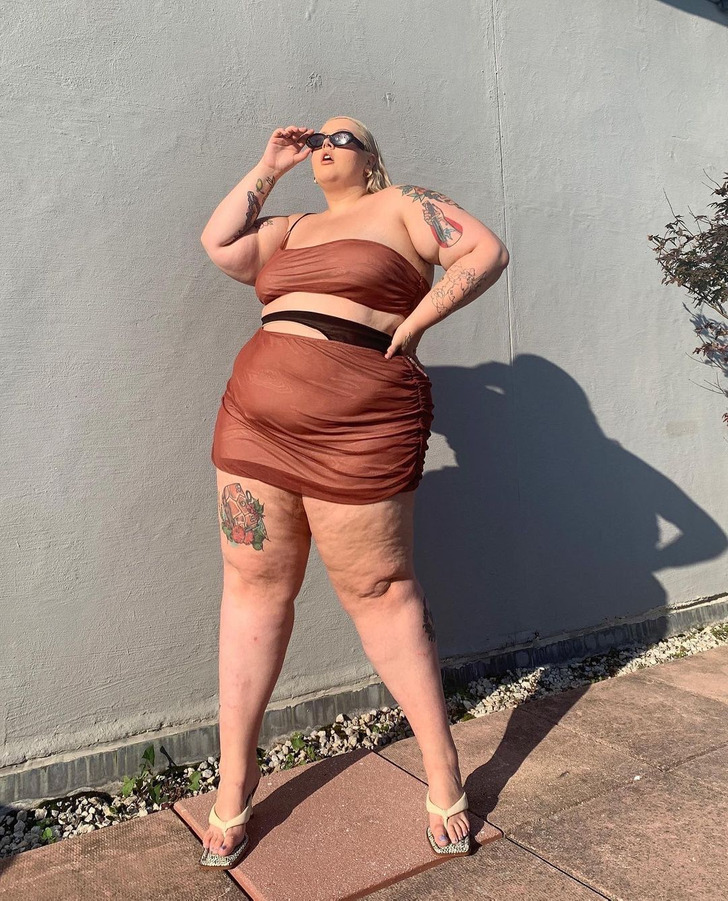 A Plus-Size Influencer Silences Critics Who Said She Makes People