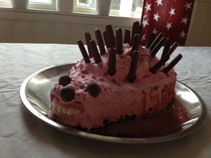 20 People Whose Baking Fails Made the Whole World Laugh So Hard They Cried