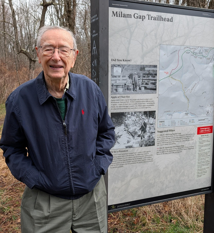 A 97-Year-Old Father’s Bucket-List Walk on the Trail