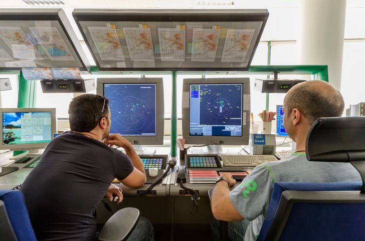 9 Reasons Why Airport Staff Knows Much More About Us Than We Think