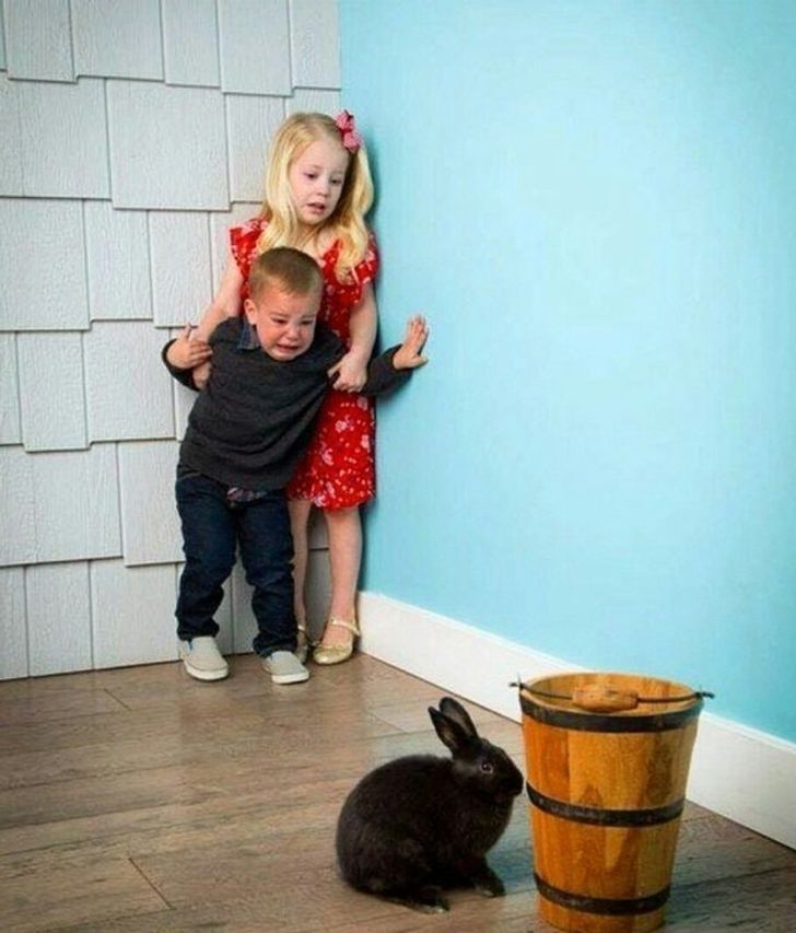 20 foto zbavitëse që vërtetojnë se fëmijët janë qenie jashtëzakonisht të çuditshme