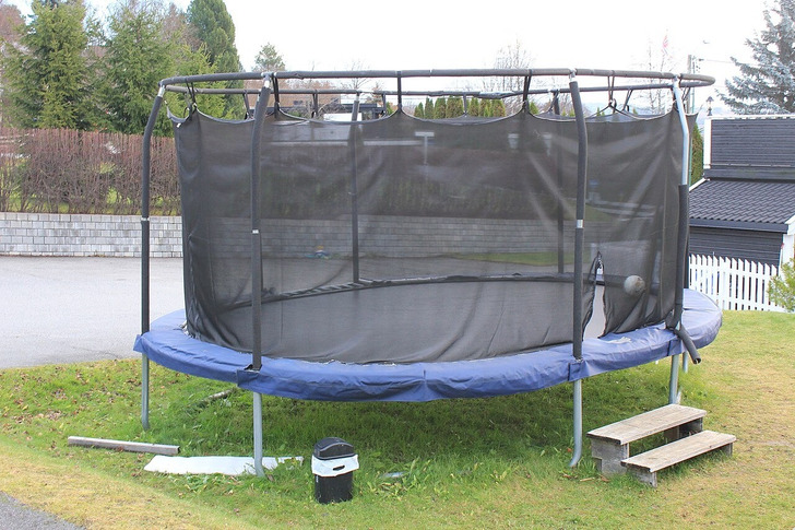 A backyard trampoline (illustrative photo)