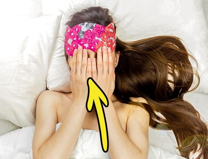 15 Harmful Things You Might Be Doing to Your Skin