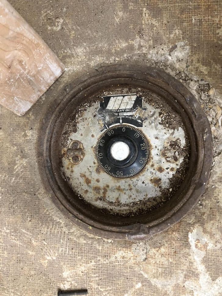 25 Unexpected Finds That Raise Too Many Questions
