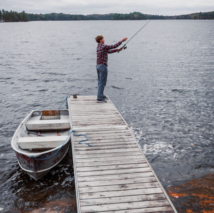 A Couple Who Sold Their House of 32 Years for a Little Cottage on a Lake 1,500 Miles Away