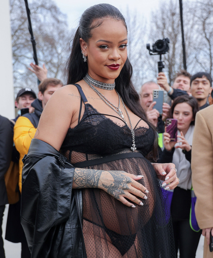 How Rihanna Is Changing the Era of Pregnancy Style