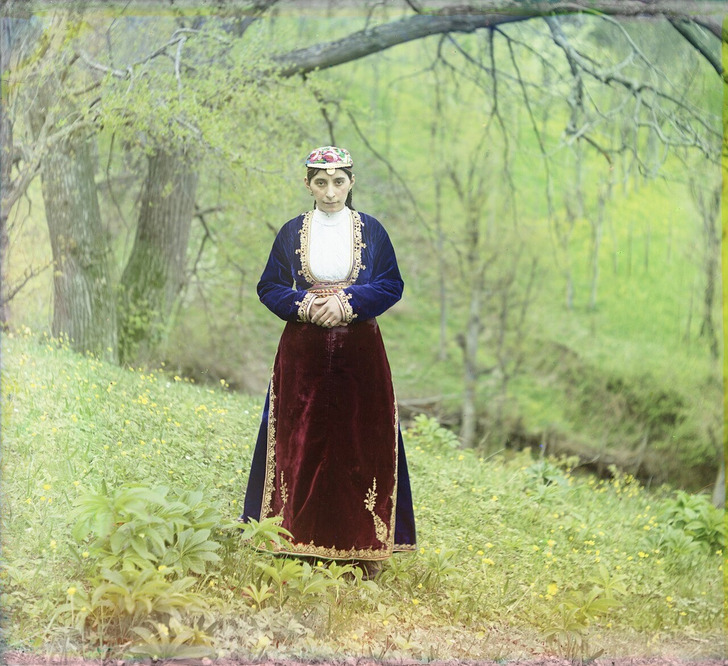 A woman in Armenian national costume, 1909–1912