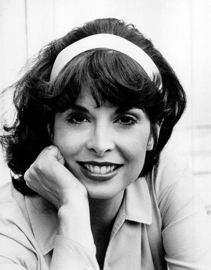 Talia Shire, 1977