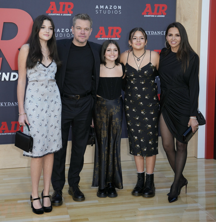Matt Damon’s Daughters Are Carbon Copies of His Gorgeous Wife at a Rare ...