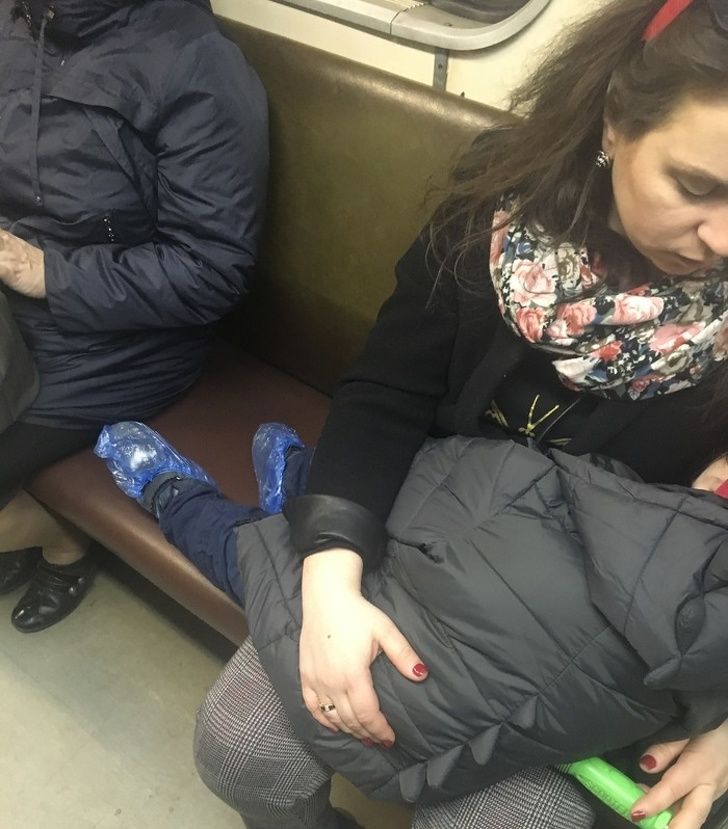 15 Moms and Dads Who Show What It Means to Be a True Parent