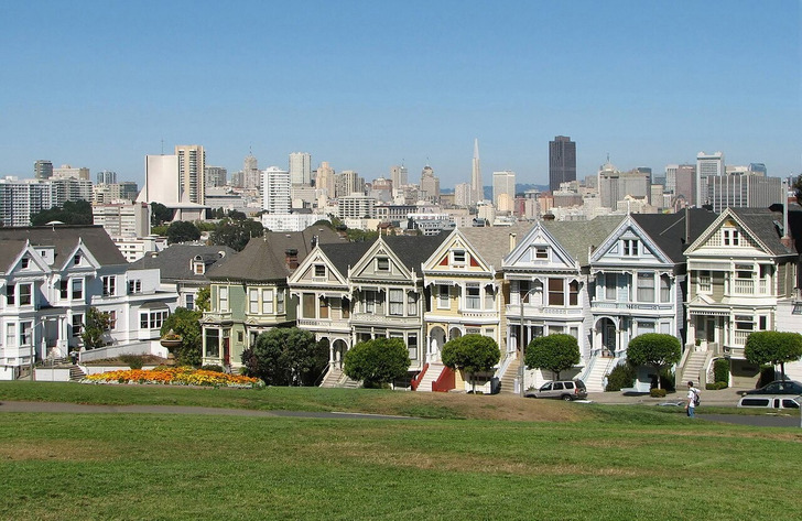 San Francisco Victorians at Alamo Square