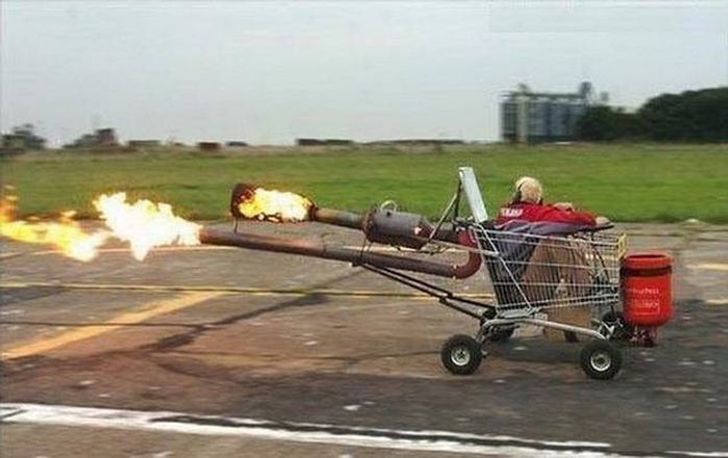 19 People Who Surprised Us With Their Ridiculous Choice of Transportation