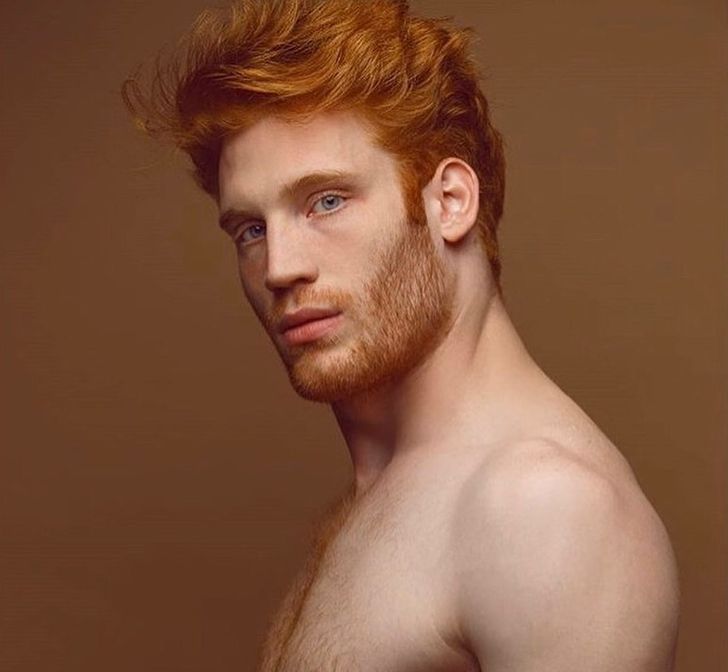 Model ginger male Hot Ginger